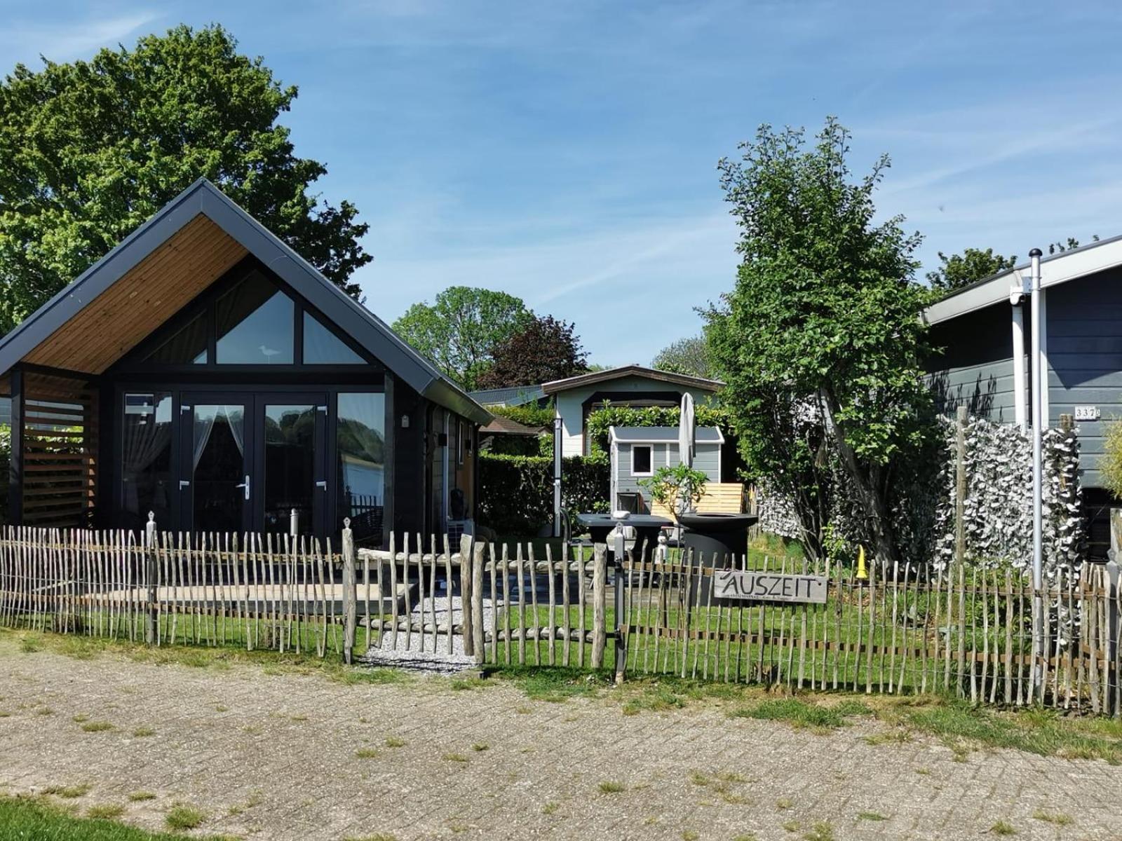 Tiny Haus Auszeit Am See Латюм Екстер'єр фото